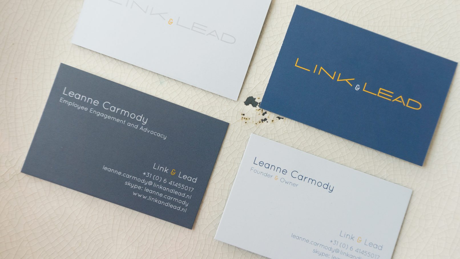 branding-business-card-LL-amei-design